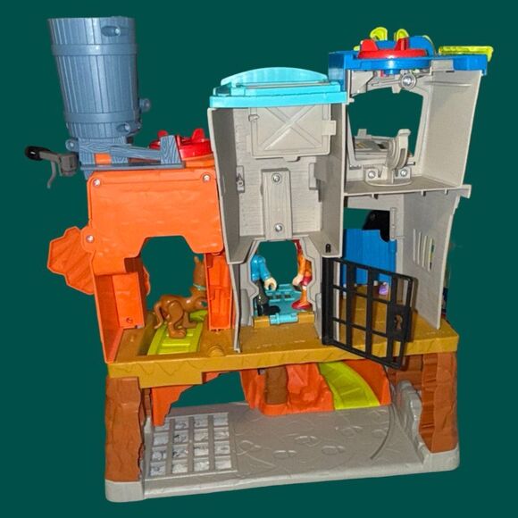 FP Imaginext Scooby-Doo Haunted Ghost Town, Transforming Mystery Machine Figures - Picture 10 of 16